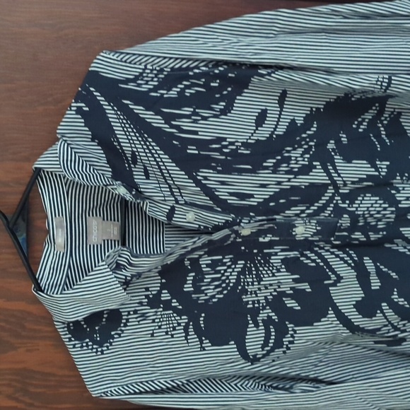 Chico's Cotton Stripe Floral No Iron Long Sleeve Button Front Shirt Size 12/14 - Picture 6 of 10